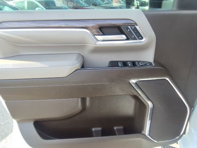 Used 2024 Chevrolet Silverado 2500 LTZ image 12