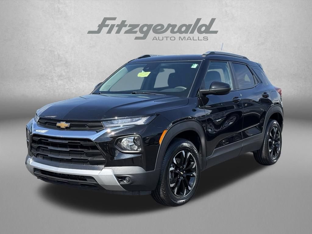 Used 2023 Chevrolet TrailBlazer LT AWD/4WD image 2