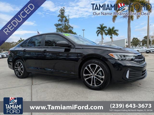 Used 2024 Volkswagen Jetta Sport image 1