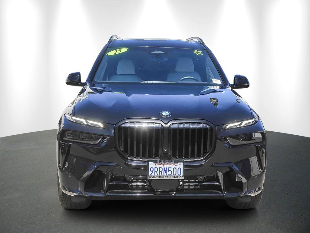 Certified 2025 BMW X7 xDrive40i w/ M Sport Package AWD/4WD image 2