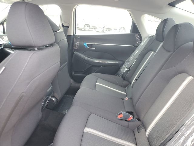 Used 2025 Hyundai Sonata SE image 9