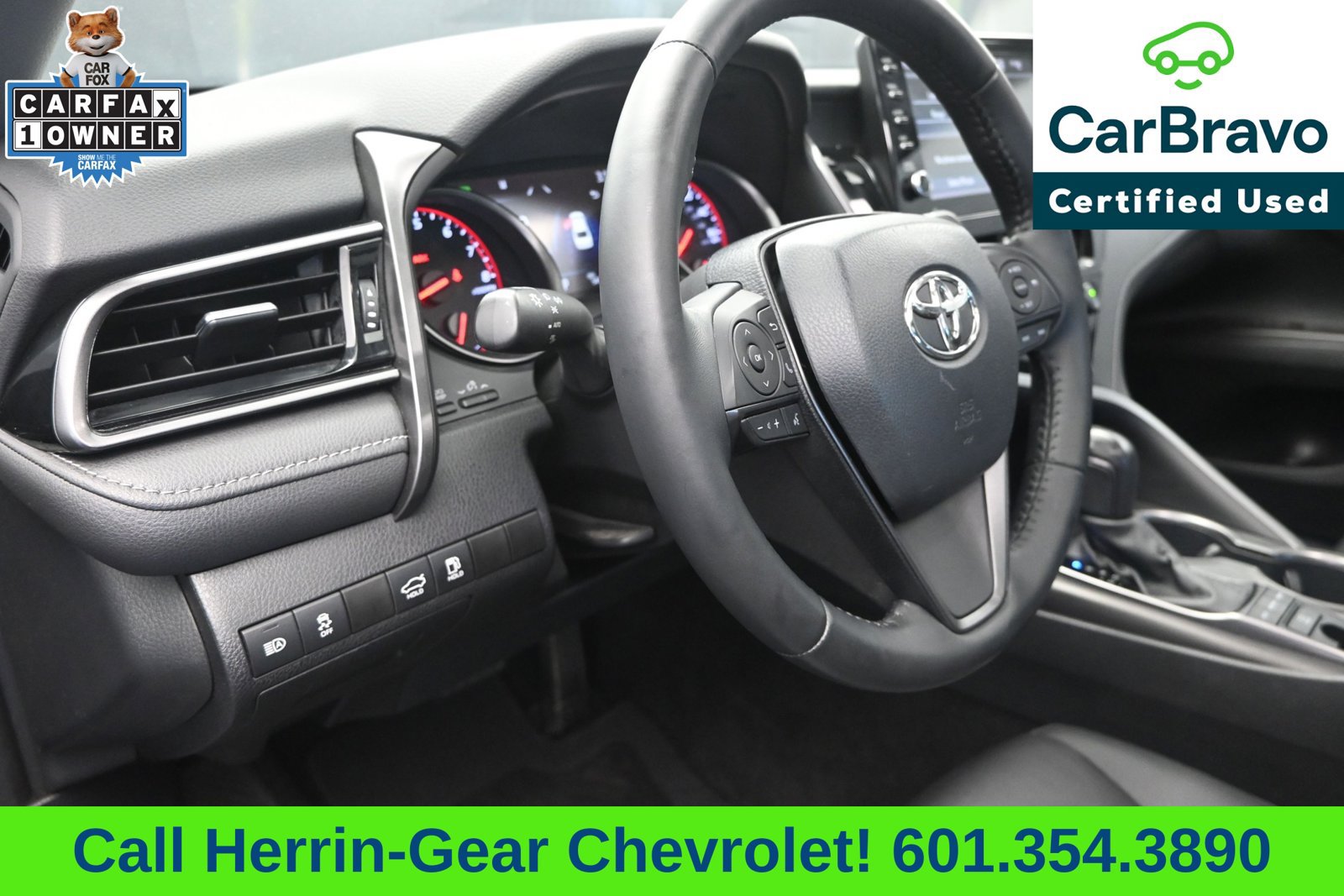 Used 2022 Toyota Camry XSE FWD image 12