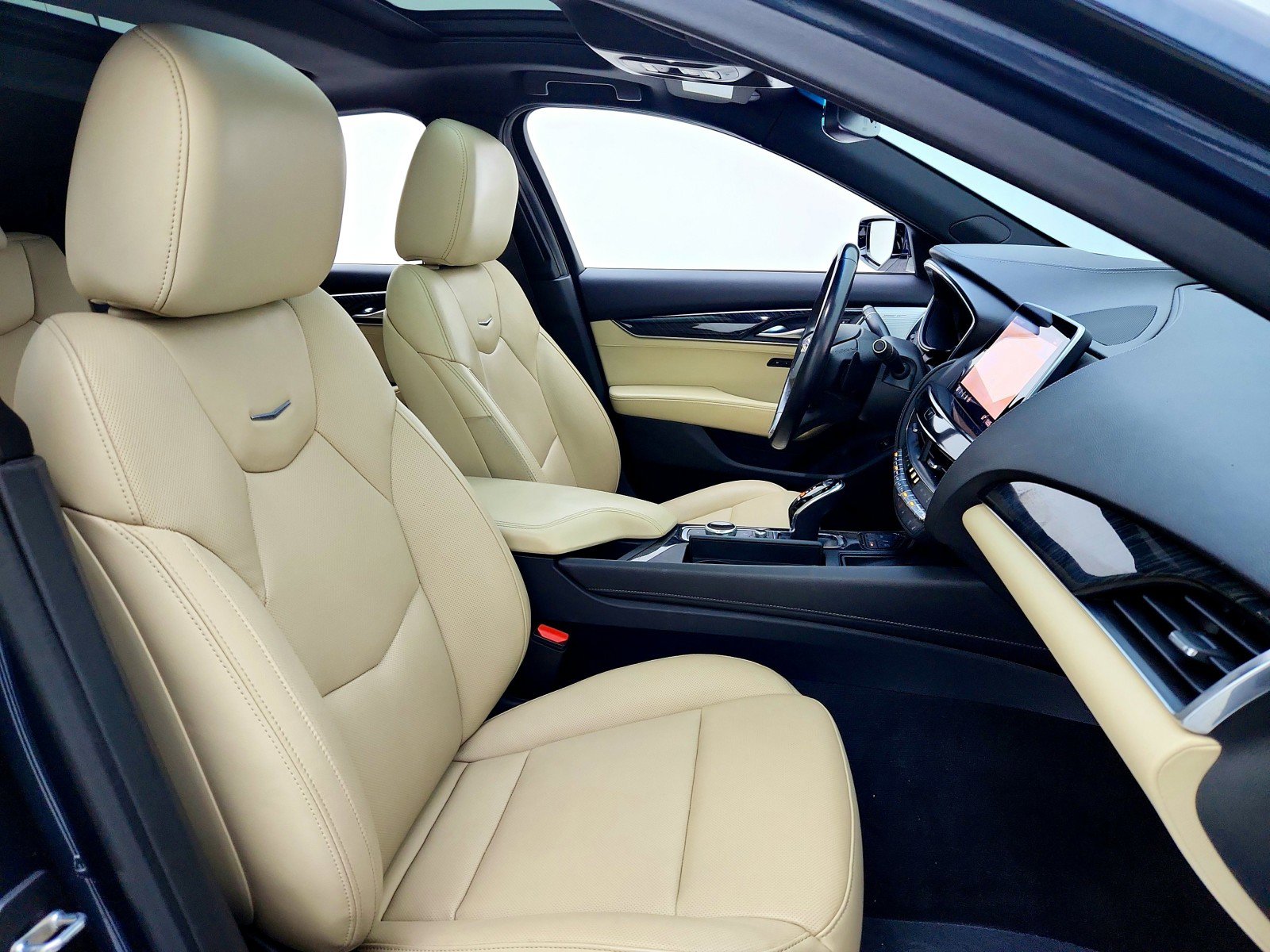 Used 2022 Cadillac CT5 Premium Luxury image 25