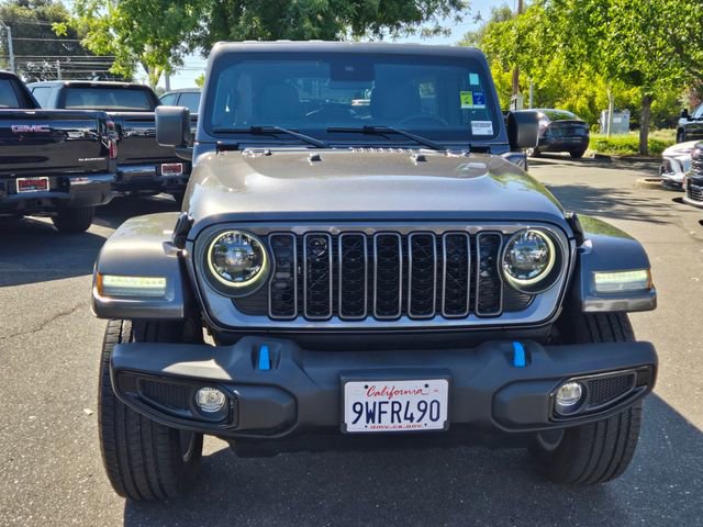 Used 2024 Jeep Wrangler Unlimited w/ LED Headlamp & Fog Lamp Group AWD/4WD image 2