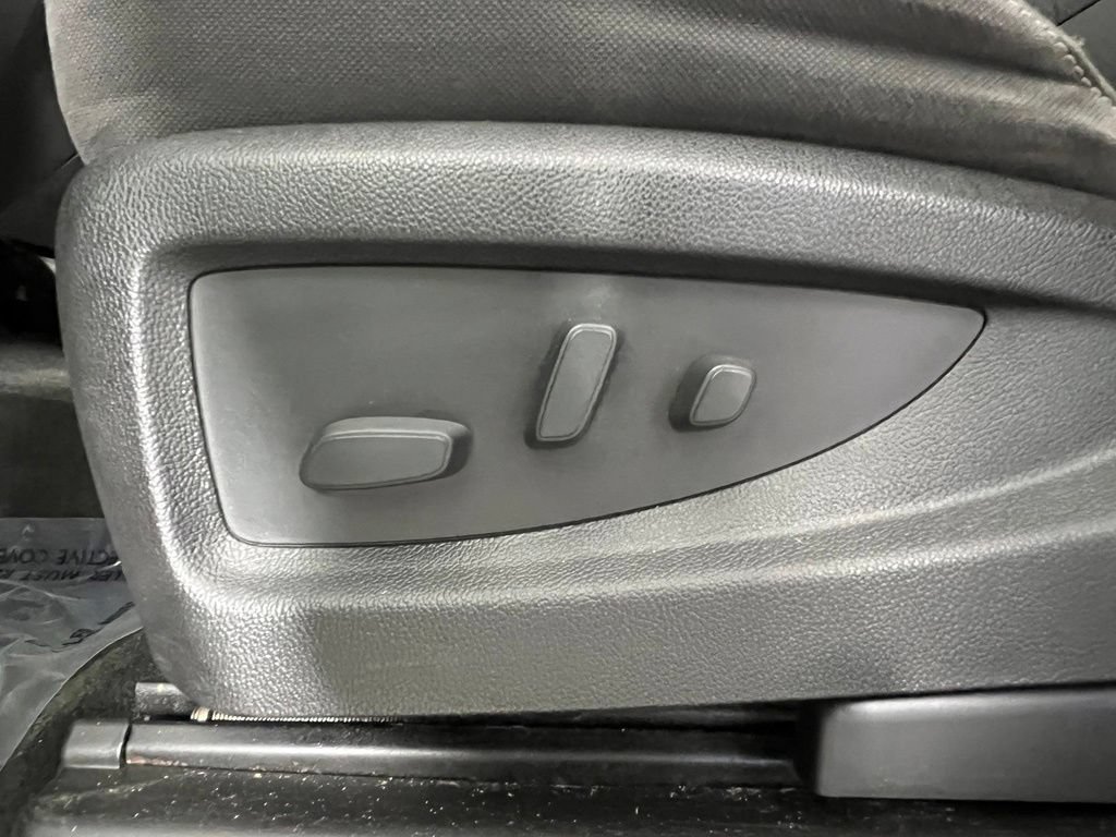 Used 2017 Chevrolet Silverado 1500 LT w/ True North Edition AWD/4WD image 19