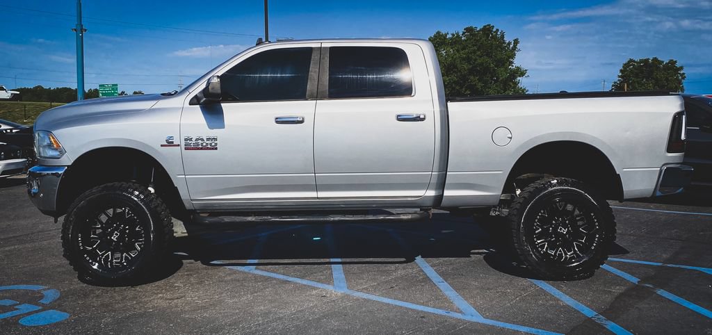 Used 2018 RAM 2500 Big Horn AWD/4WD image 9