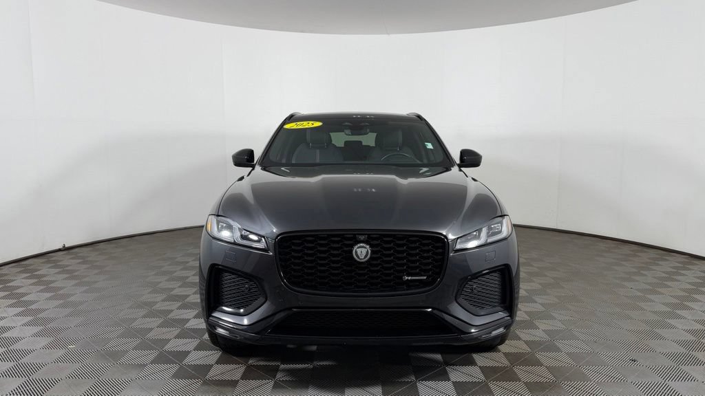 Used 2025 Jaguar F-PACE R-Dynamic S AWD/4WD image 2