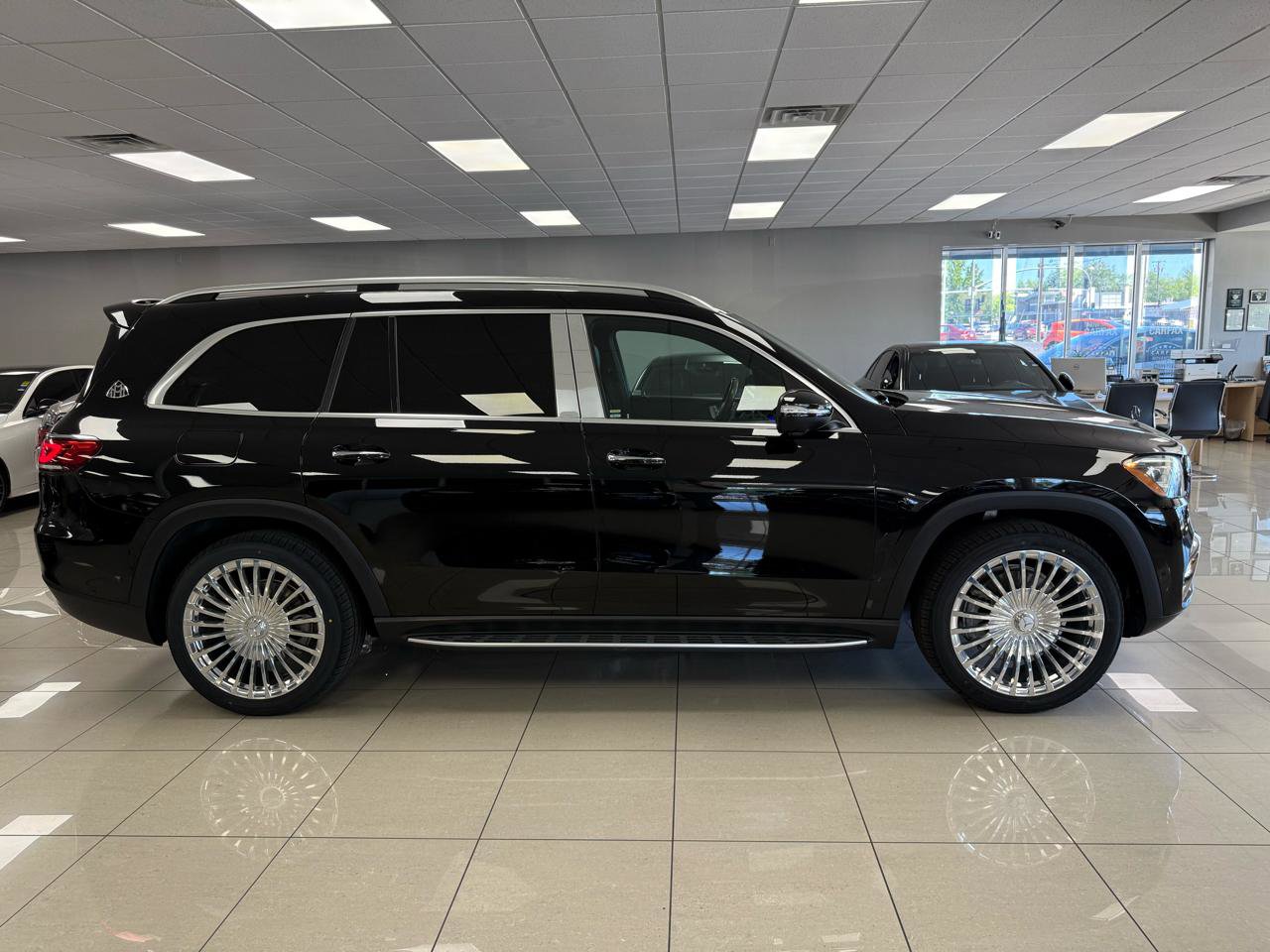 Used 2020 Mercedes-Benz GLS 450 4MATIC w/ Convenience Package image 3