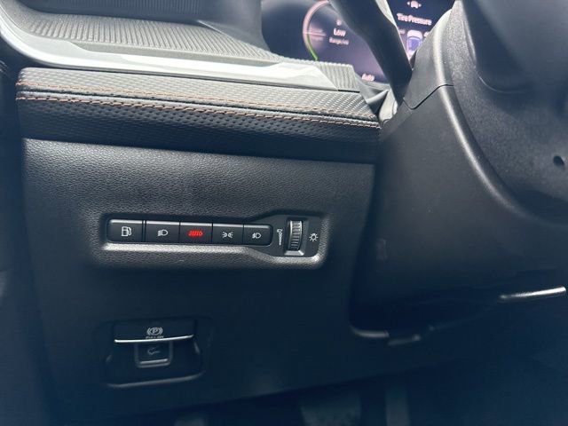 New 2026 Jeep Cherokee Overland image 28