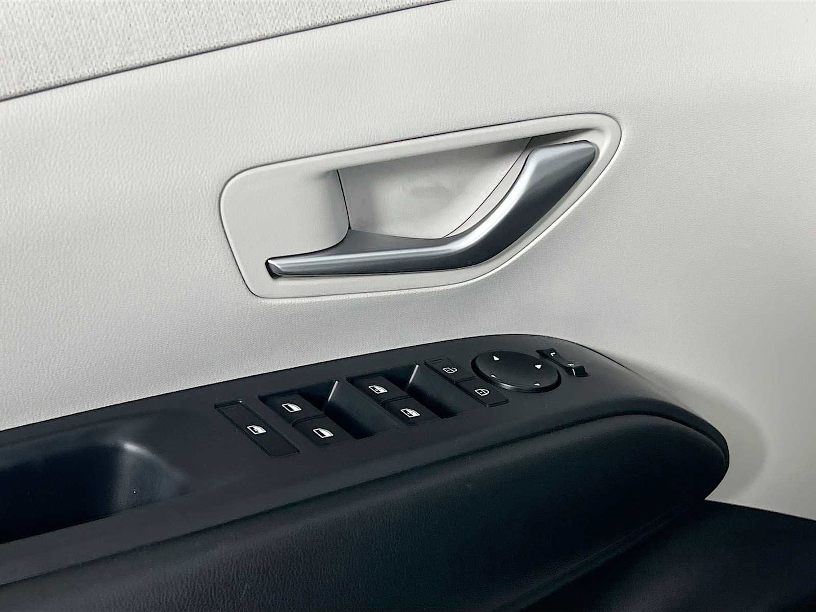 Certified 2025 Hyundai Tucson SEL image 17