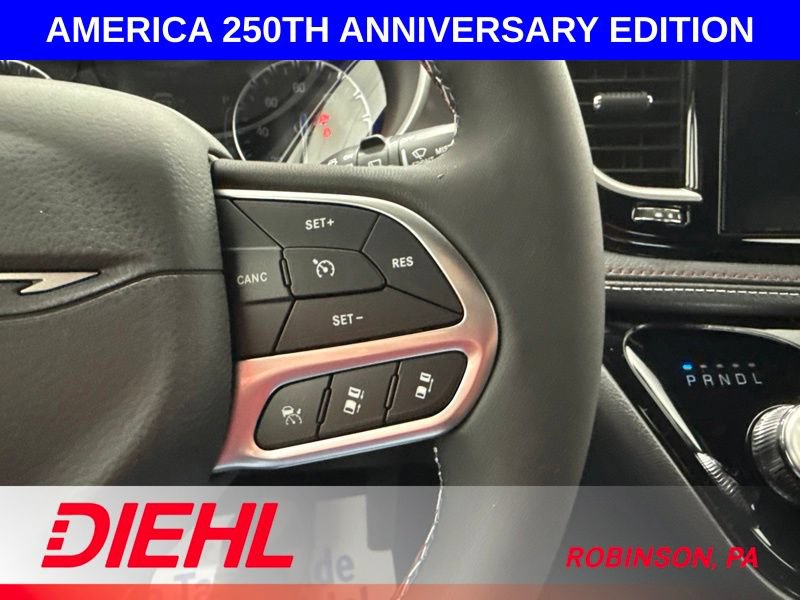 New 2027 Chrysler Pacifica Select FWD image 32