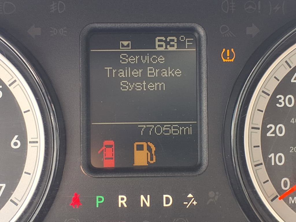 Used 2017 RAM 2500 Tradesman w/ Chrome Appearance Group image 17