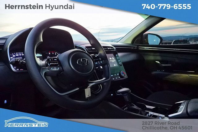 Used 2023 Hyundai Tucson SE image 18