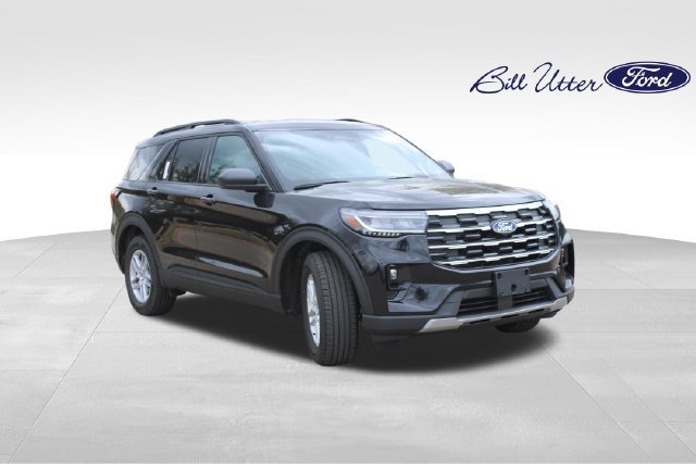 New 2027 Ford Explorer Active w/ Active Comfort Package RWD image 2