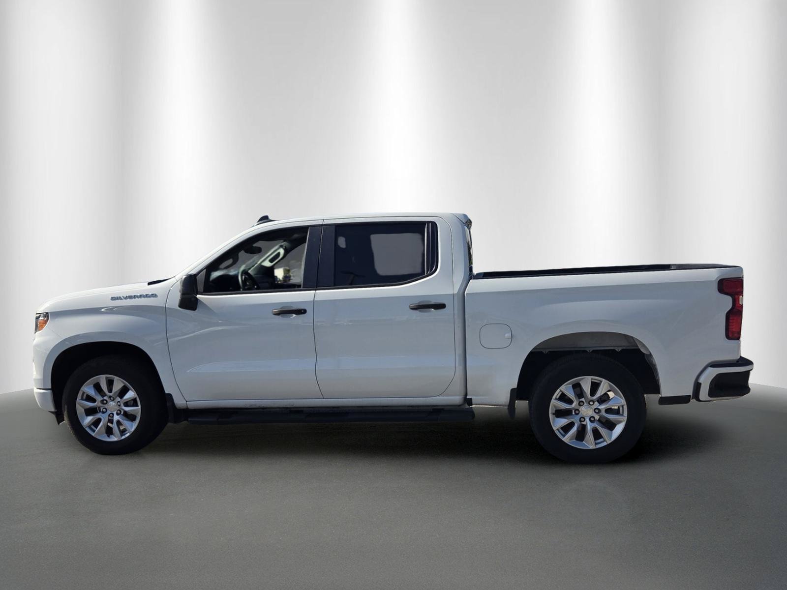 Used 2023 Chevrolet Silverado 1500 Custom RWD image 4