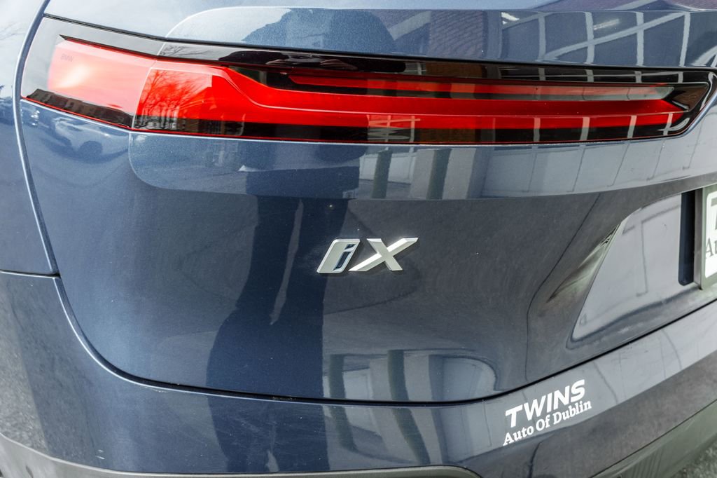 Used 2023 BMW iX xDrive50 w/ Premium Package image 47