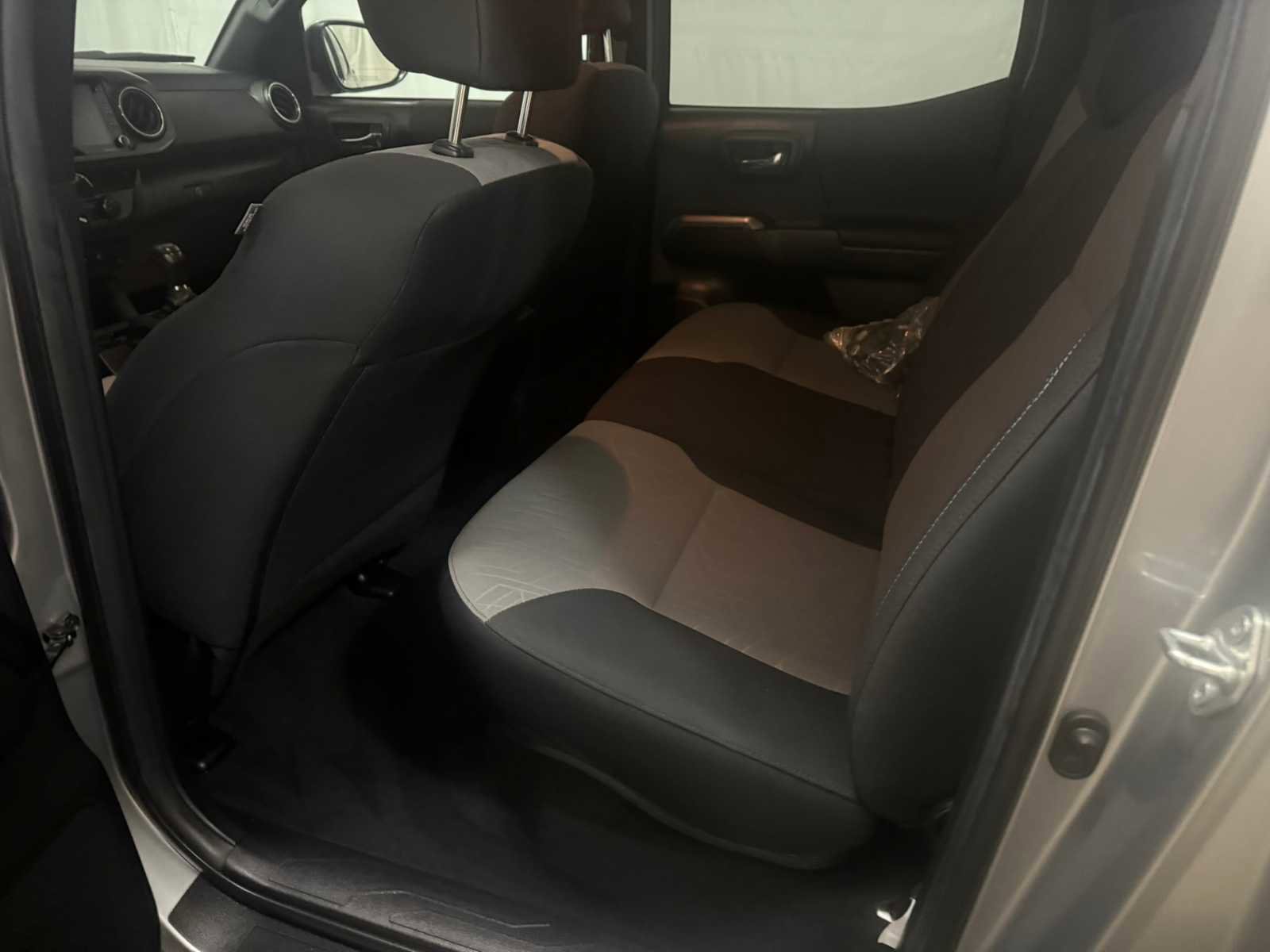 Used 2023 Toyota Tacoma TRD Sport image 23