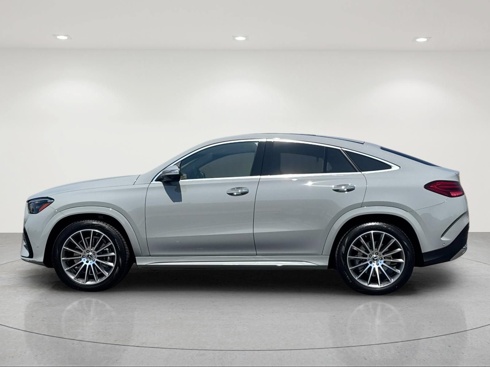 New 2026 Mercedes-Benz GLE 450 4MATIC Coupe image 2