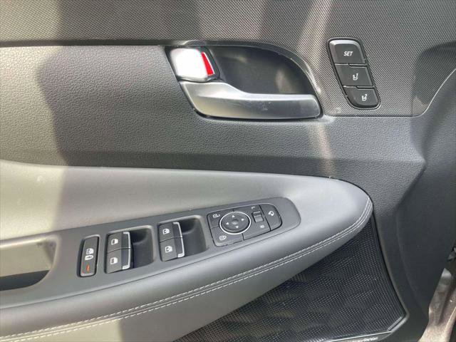 Certified 2023 Hyundai Santa Fe Limited AWD/4WD image 16
