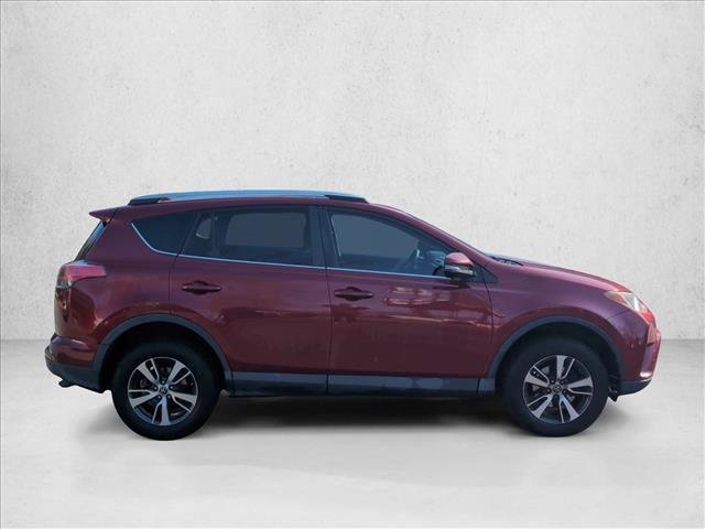 Used 2018 Toyota RAV4 XLE image 4