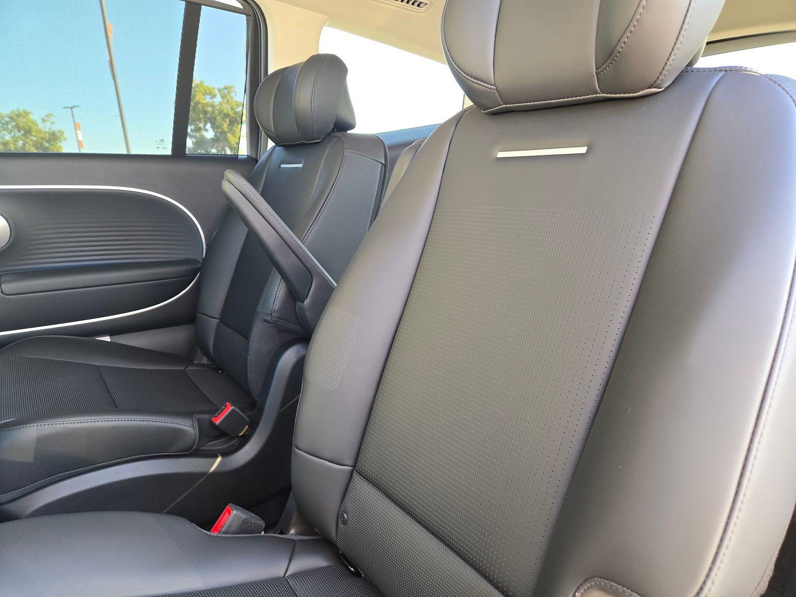 New 2026 Hyundai Ioniq 9 Limited image 11