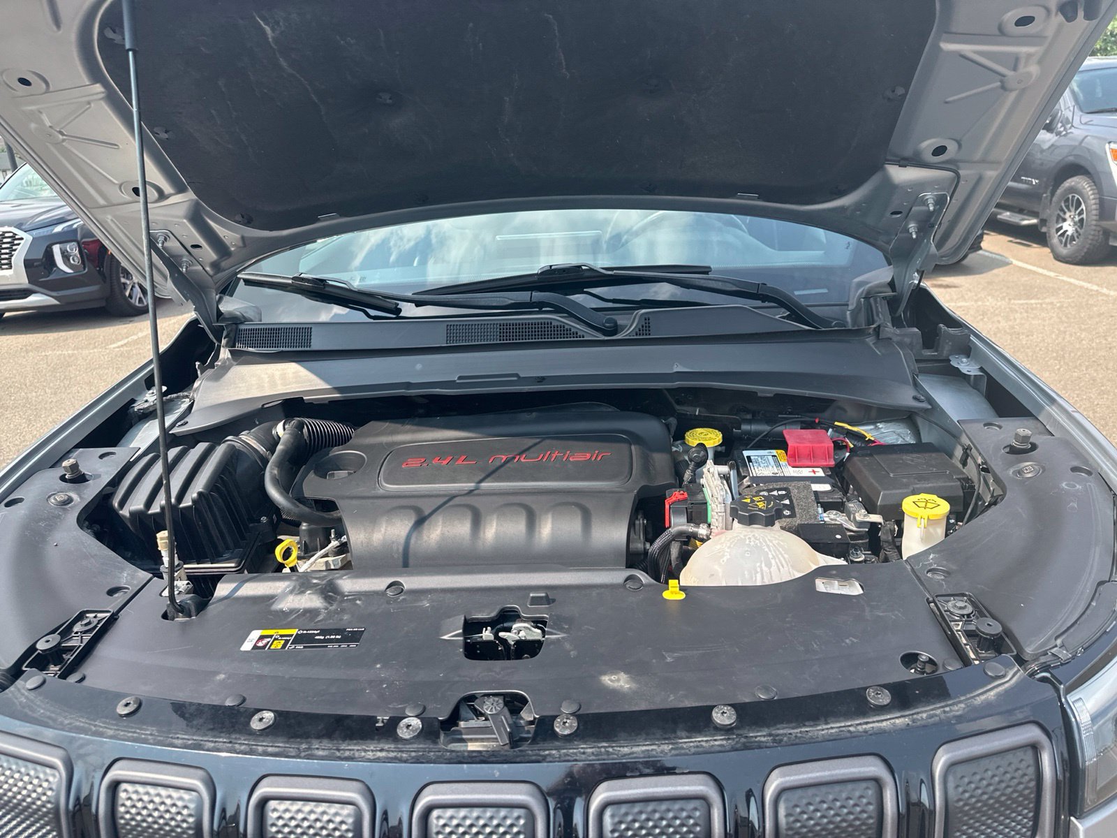 Used 2022 Jeep Compass High Altitude AWD/4WD image 40