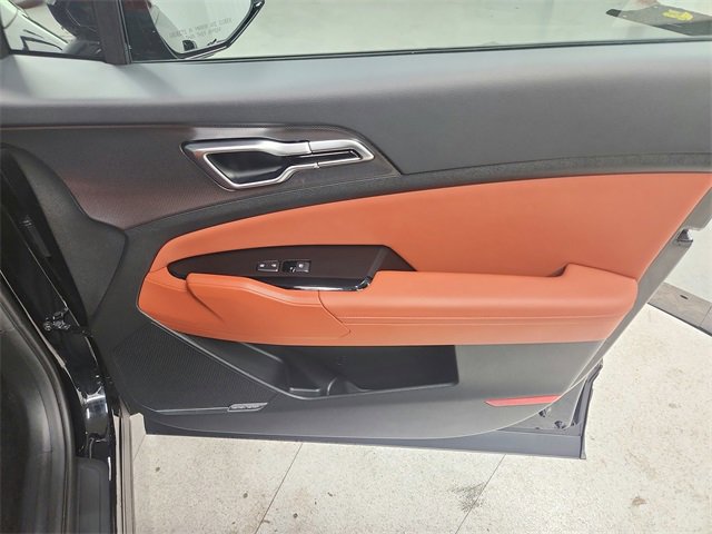 Used 2025 Kia Sportage SX image 43