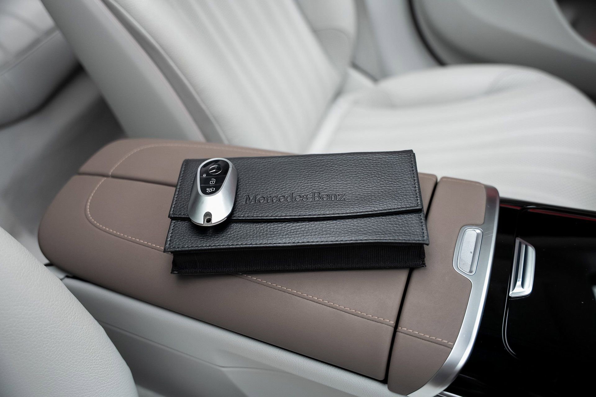 Used 2023 Mercedes-Benz EQS 450+ Sedan w/ AMG Line Exterior Package image 74