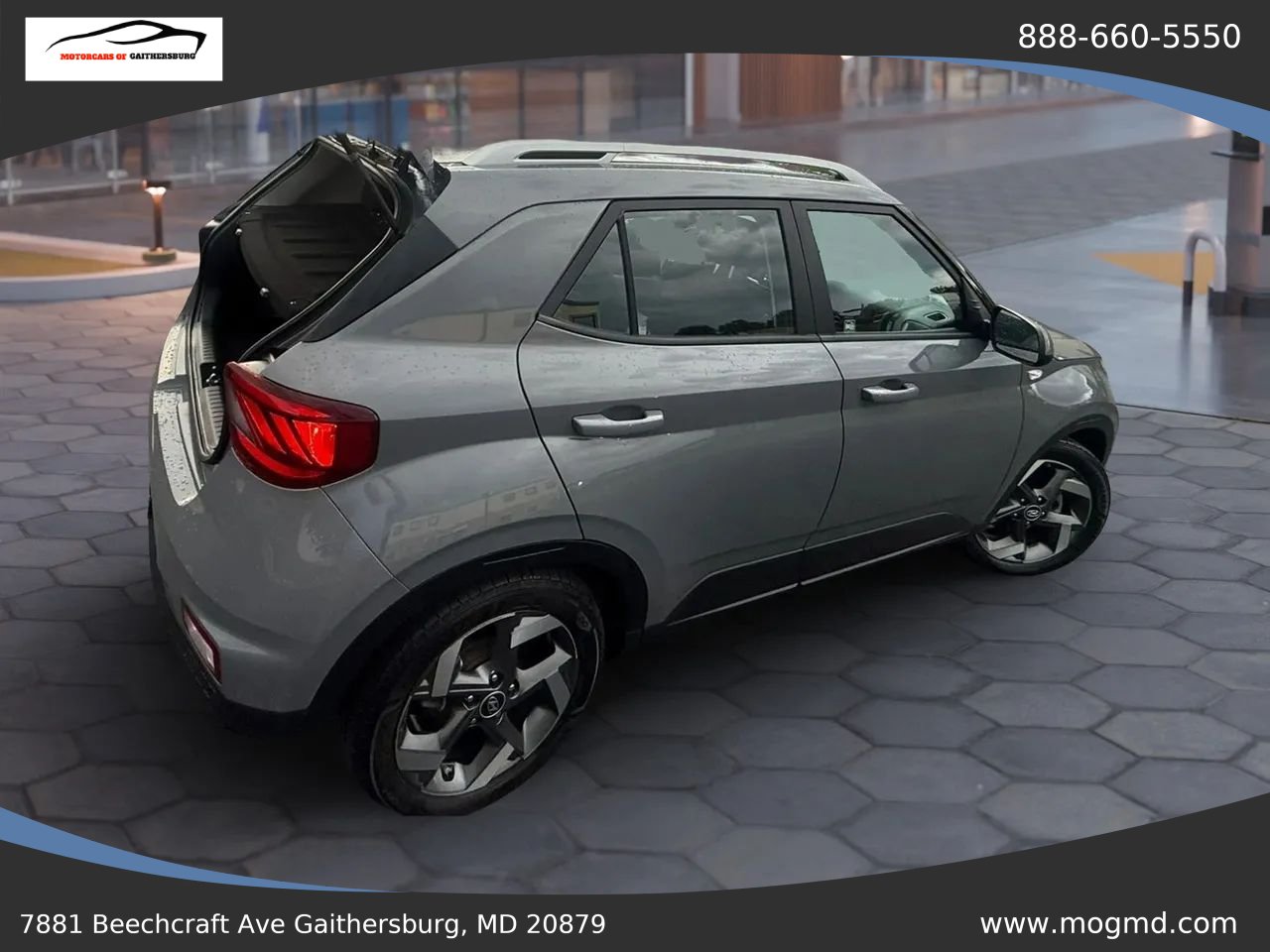 Used 2021 Hyundai Venue SEL w/ Cargo Package FWD image 35