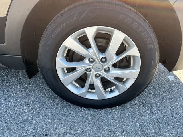 Used 2019 Hyundai Tucson Value AWD/4WD image 20