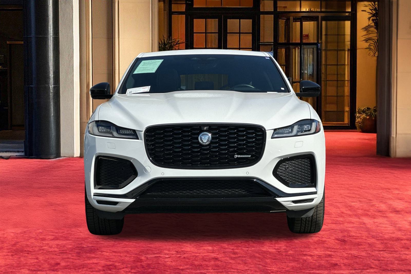 Used 2025 Jaguar F-PACE R-Dynamic S image 7