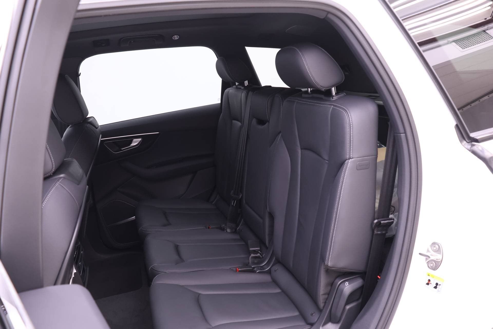 New 2026 Audi Q7 2.0T Premium AWD/4WD image 13