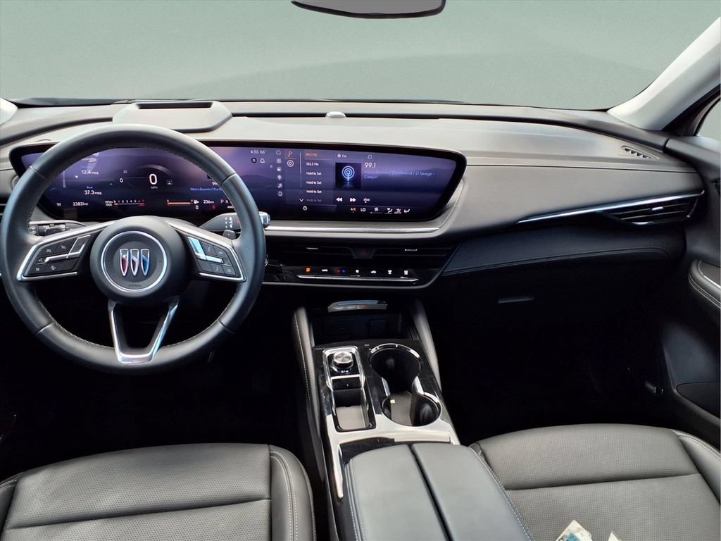 Certified 2025 Buick Envision Preferred AWD/4WD image 17