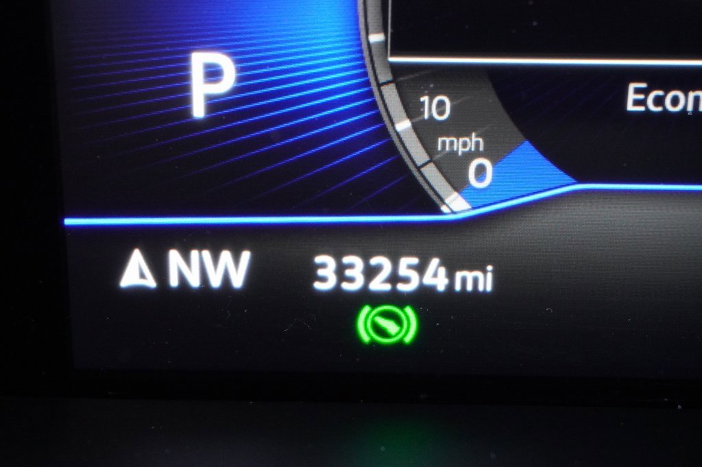 Used 2022 Volkswagen Taos SE image 6