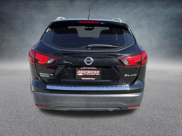 Used 2018 Nissan Rogue Sport SL w/ SL Premium Package AWD/4WD image 9