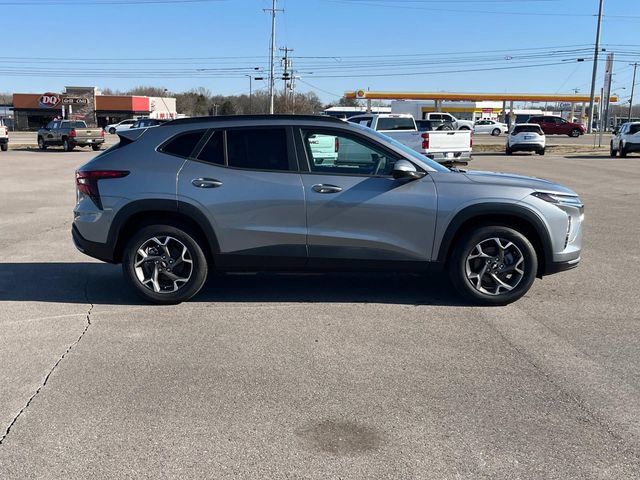 New 2026 Chevrolet Trax LT w/ Driver Confidence Package image 3