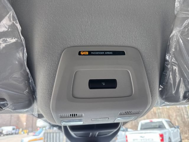 New 2026 Ford Transit 250 148 Medium Roof RWD image 24