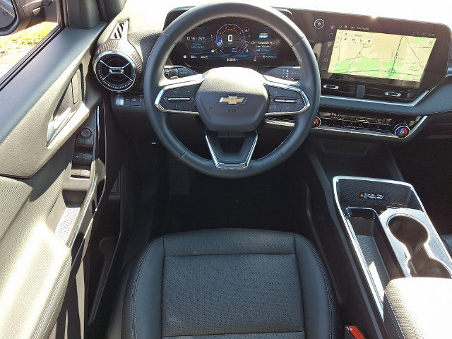 Used 2025 Chevrolet Equinox LT w/ Convenience Package II AWD/4WD image 12