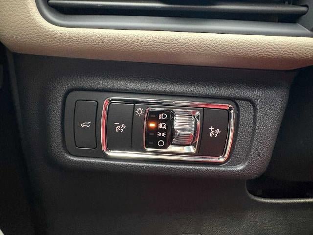 New 2026 Lincoln Corsair Reserve FWD image 31