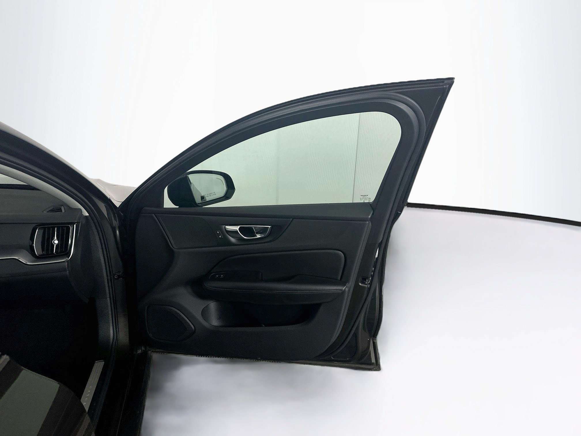 Used 2024 Volvo S60 B5 Core FWD image 32