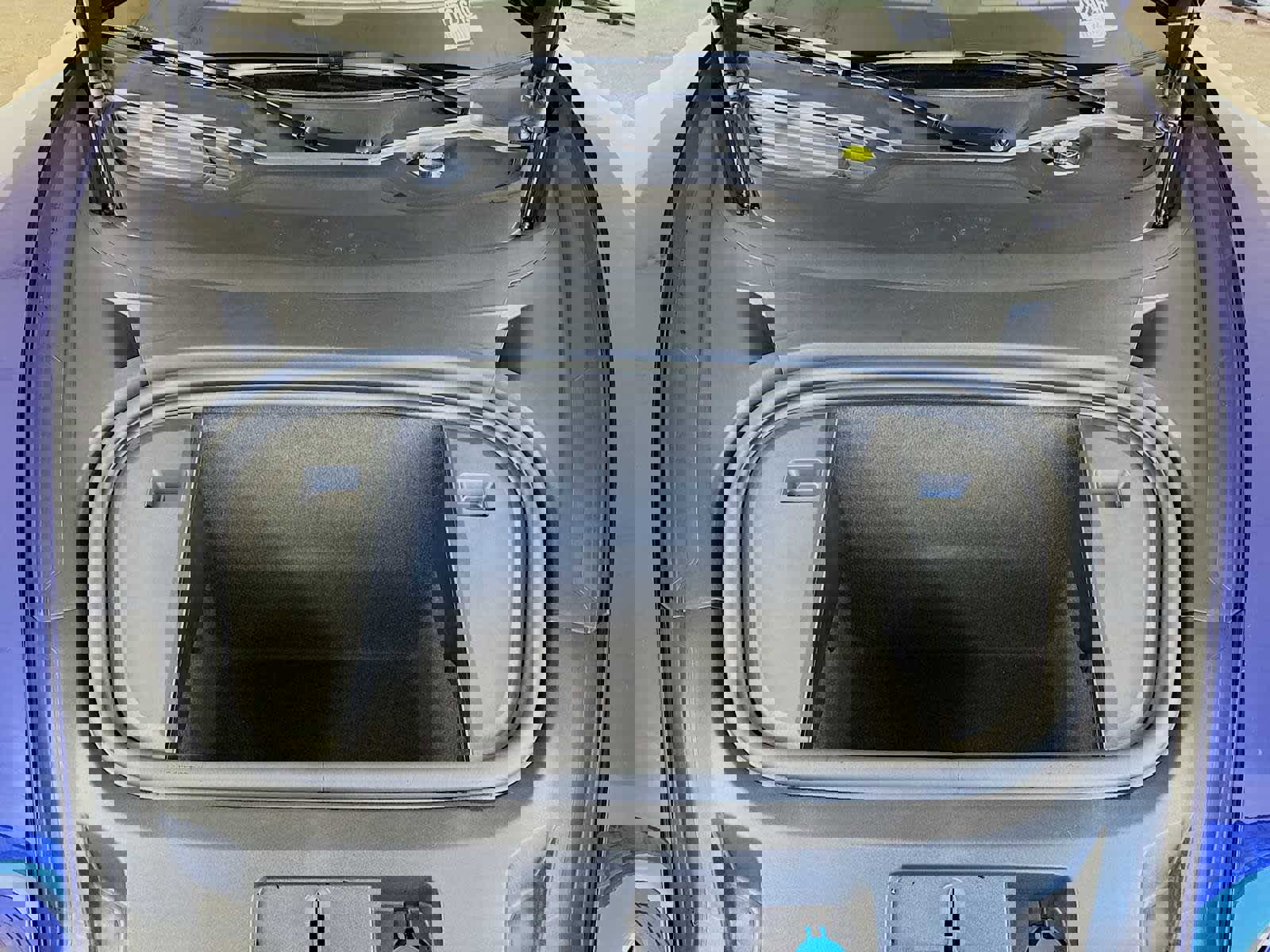 New 2025 Porsche Taycan Turbo S image 23