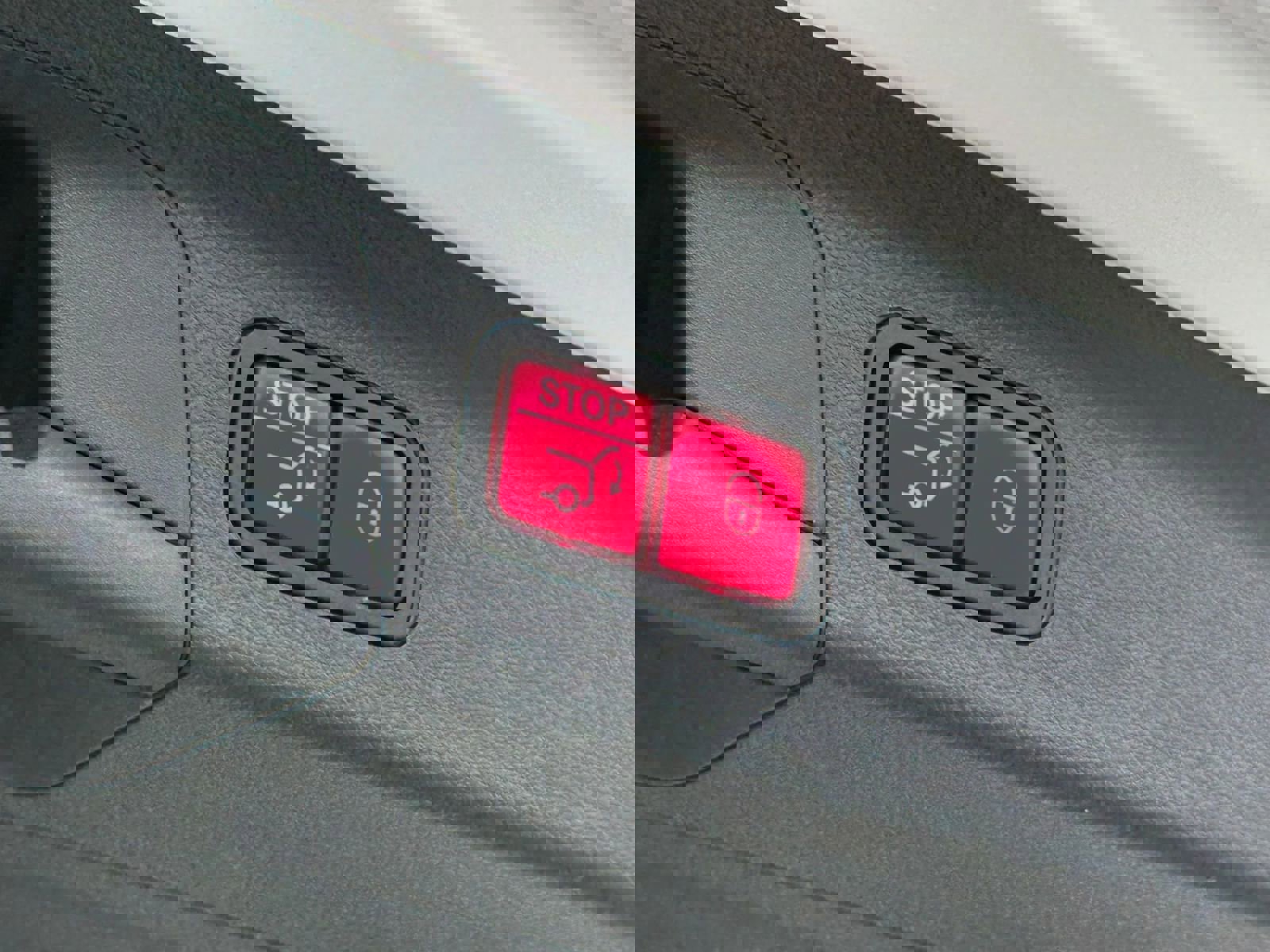 Used 2021 Mercedes-Benz GLS 450 4MATIC image 39