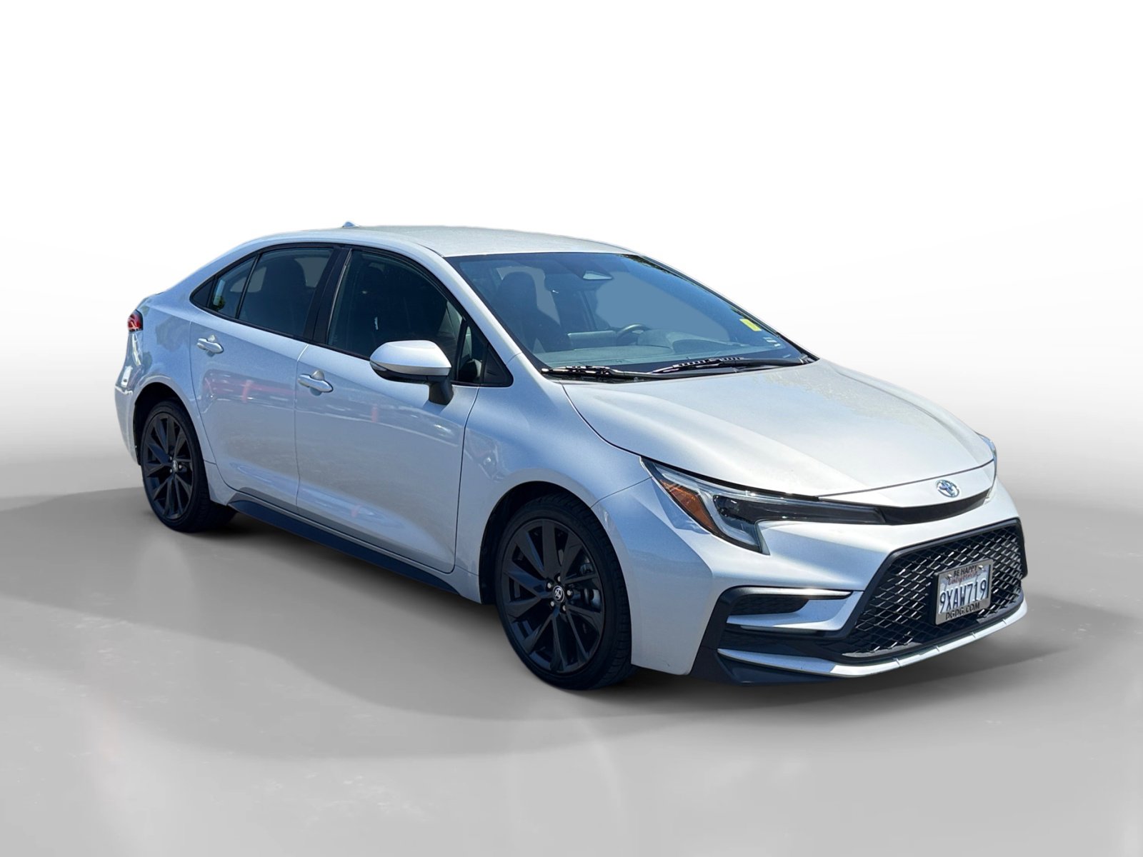 Used 2023 Toyota Corolla SE FWD image 7