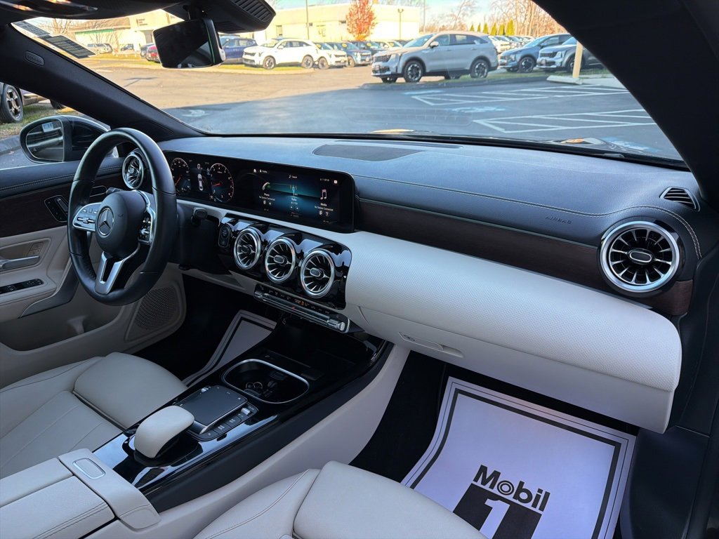 Used 2023 Mercedes-Benz CLA 250 4MATIC w/ Premium Package image 15
