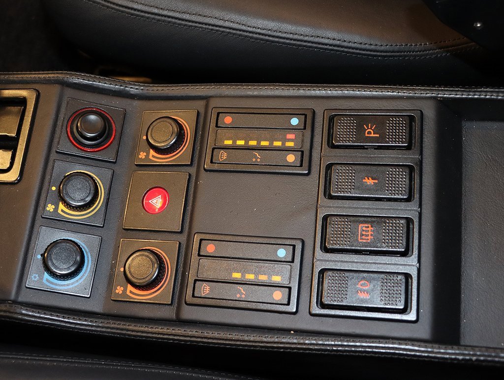 Used 1986 Ferrari 328 GTB image 98