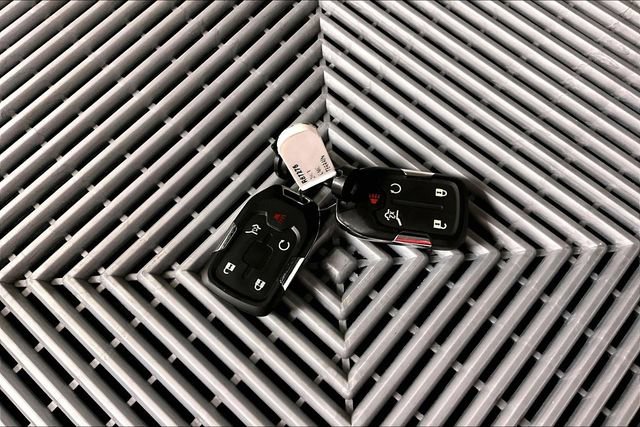 Used 2023 GMC Terrain SLT w/ Elevation Edition FWD image 10