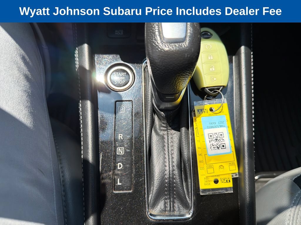 Used 2021 Nissan Kicks SR w/ SR Premium Package FWD image 29