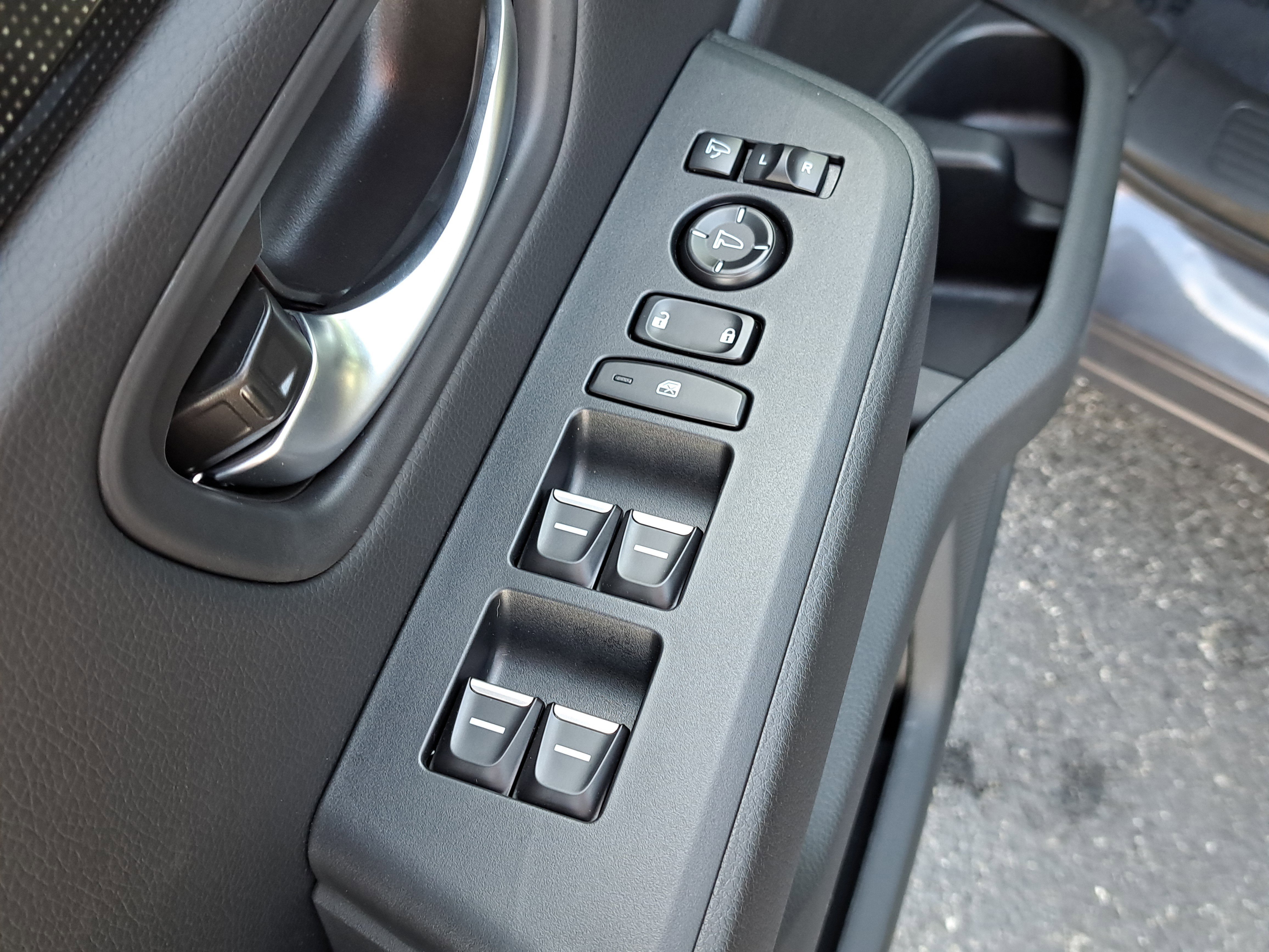 New 2025 Honda Pilot Black Edition image 21