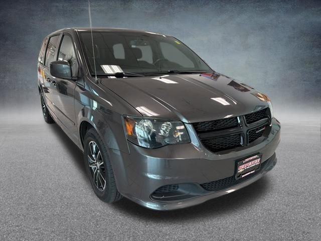 Used 2016 Dodge Grand Caravan SE FWD image 4