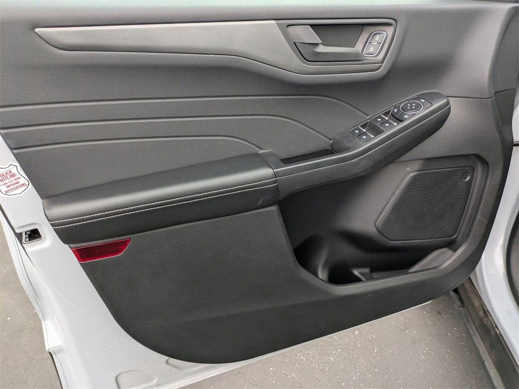 Used 2025 Ford Escape Active image 10